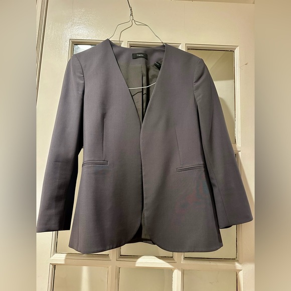 Grey Theory Blazer - Picture 2 of 7